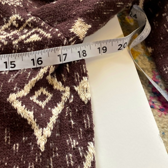 MAURICES BROWN WHITE MAGENTA COZY CARDIGAN with HOODIE Sz M GUC - Picture 7 of 11